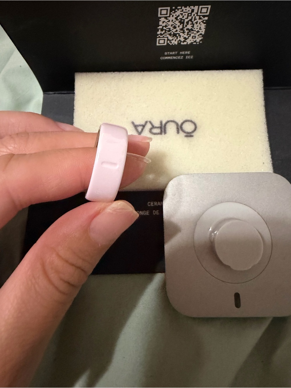 Oura Ring Ceramic Petal size 6 - Picture 5 of 5